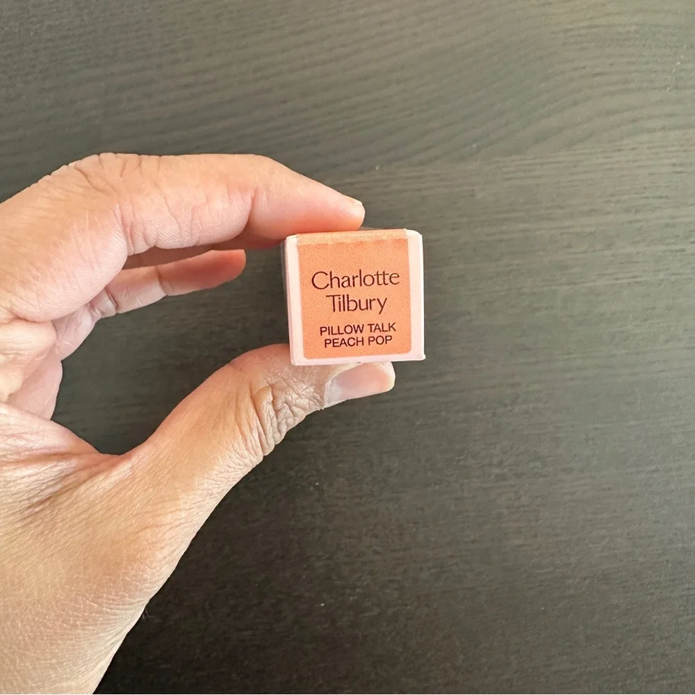 NWT Charlotte Tilbury Matte Beauty Blush Wand - Pillow Talk Peach Pop 12mL